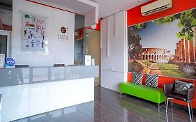 Reddoorz @ Tirta Mansion Paramount Gading